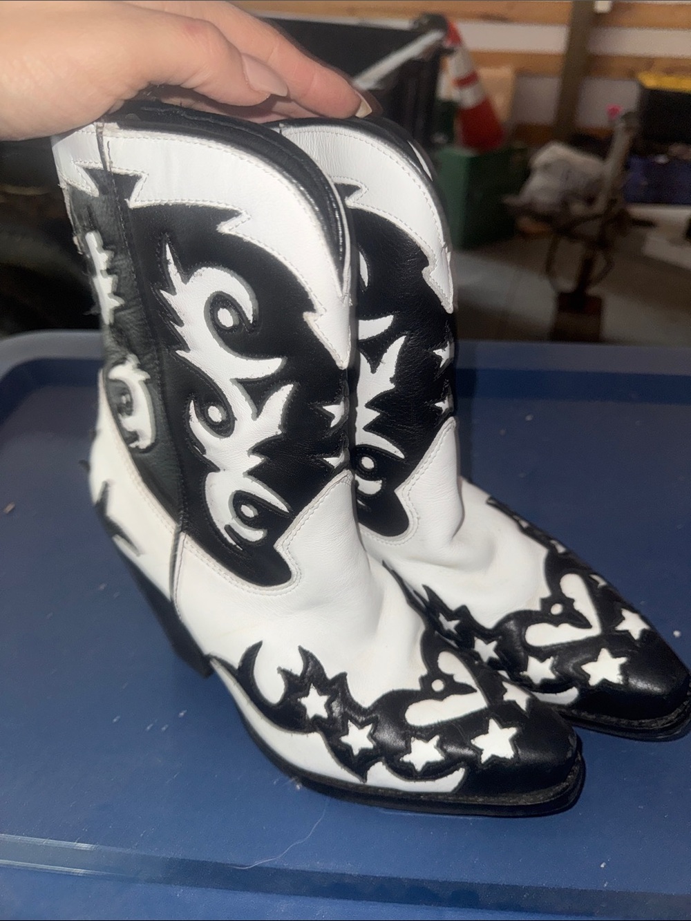 dingo White and Black Embroidered Western Ankle Boots